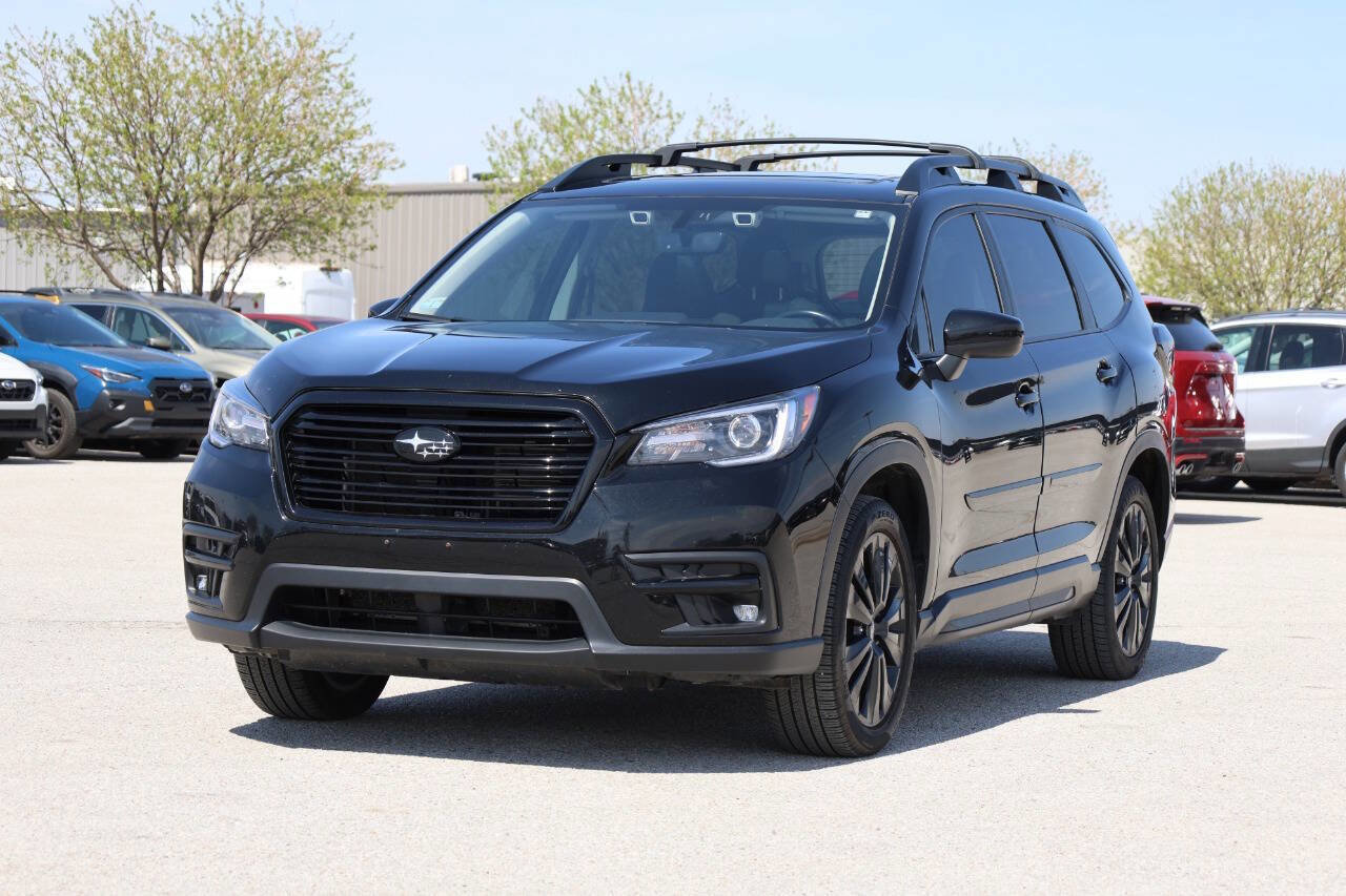 Used 2022 Subaru Ascent Onyx Edition image 6