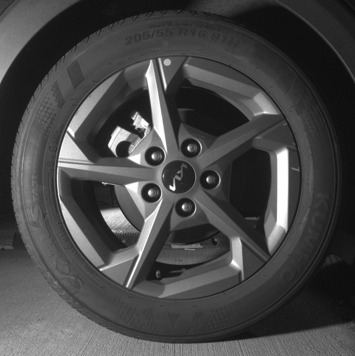 Used 2025 Kia K4 LXS image 15