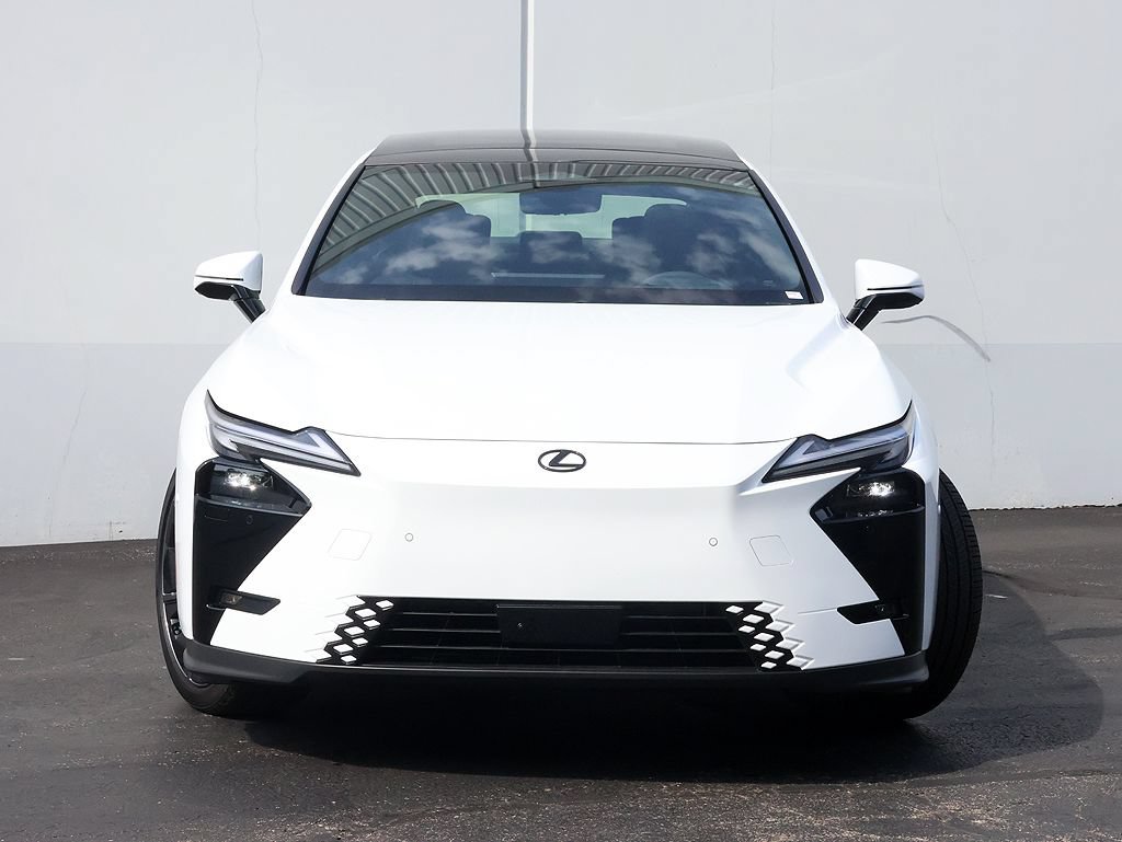 New 2026 Lexus ES 500e AWD/4WD image 5