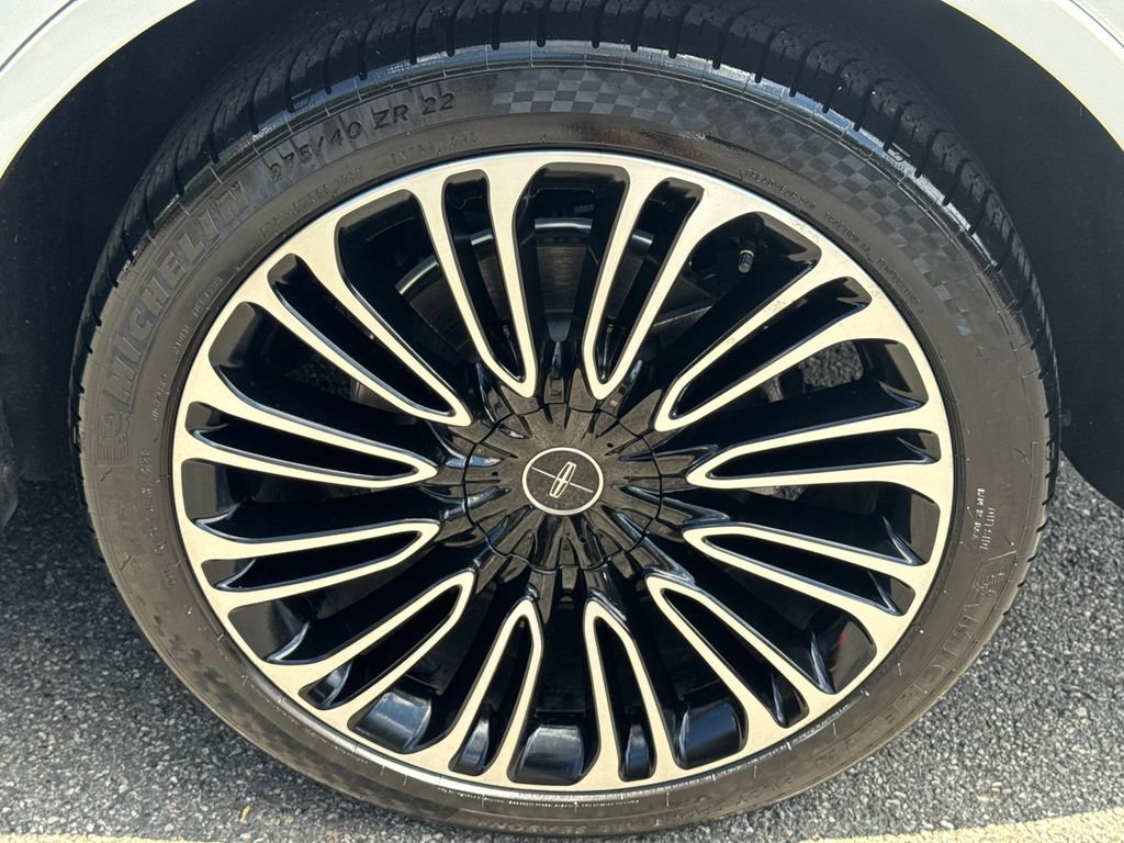 Used 2020 Lincoln Aviator Black Label w/ Dynamic Handling Package AWD/4WD image 18