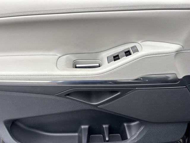 New 2026 Lincoln Navigator L Premier AWD/4WD image 21
