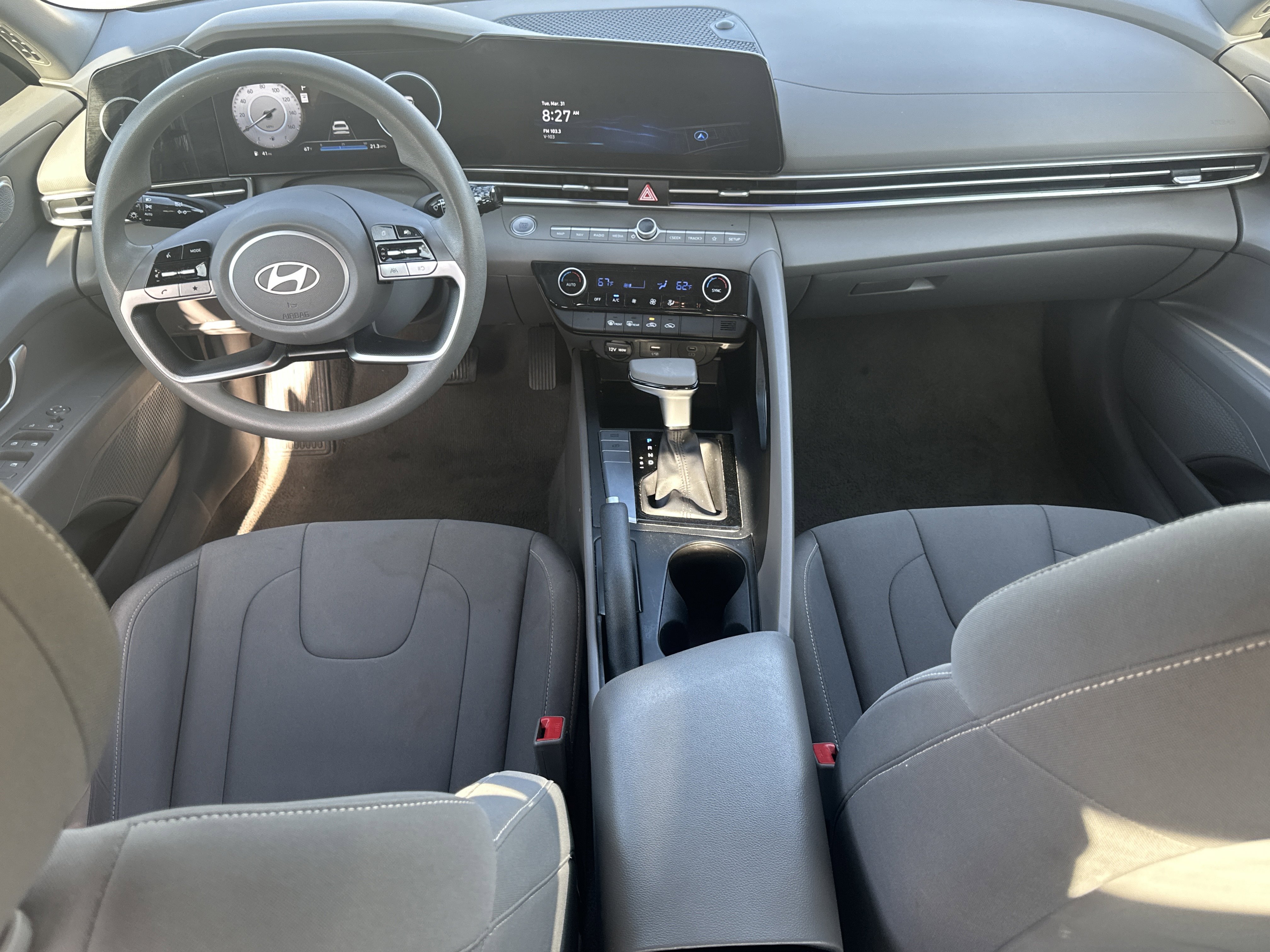 Used 2024 Hyundai Elantra SEL image 22