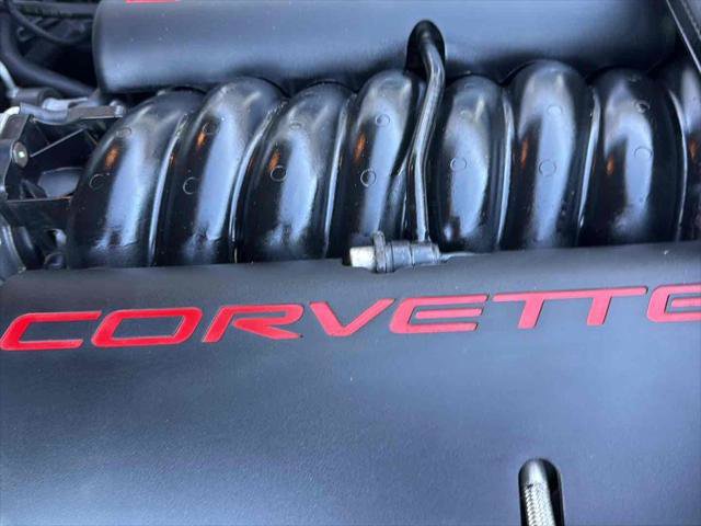 Used 2004 Chevrolet Corvette Coupe w/ Preferred Equipment Group image 23