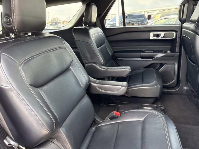 Used 2020 Ford Explorer XLT w/ Equipment Group 202A image 21