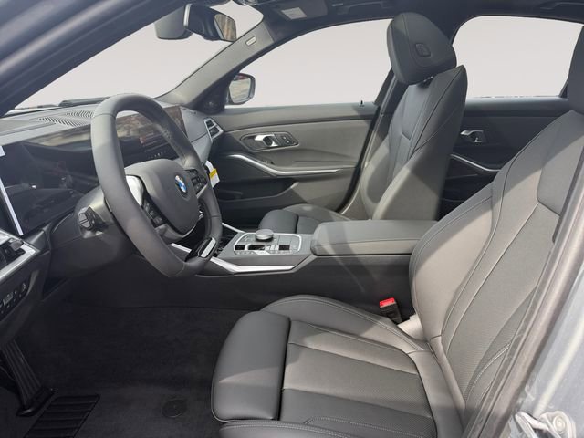 New 2026 BMW 330i xDrive Sedan w/ Premium Package image 9
