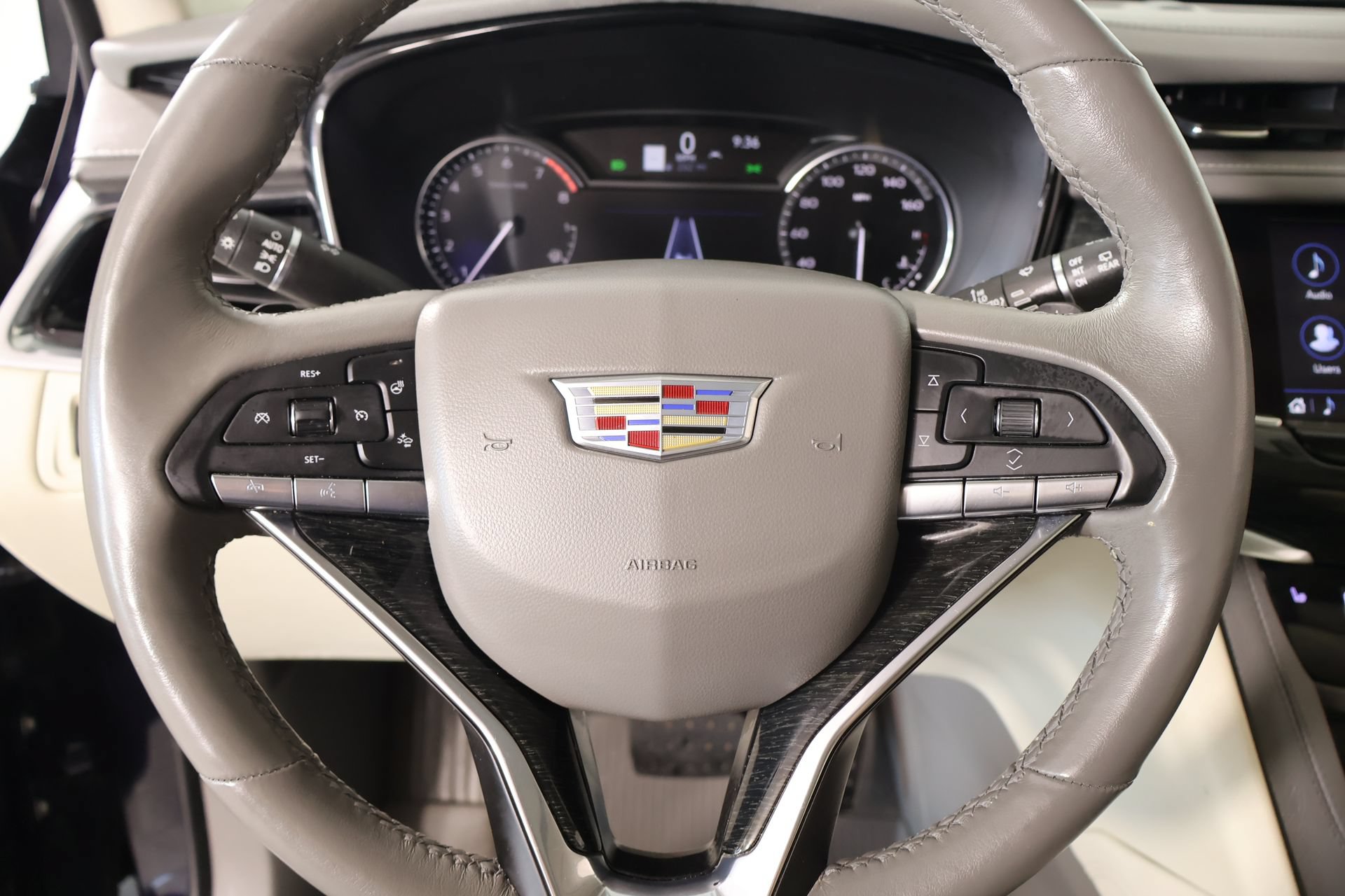 Used 2022 Cadillac XT6 Premium Luxury w/ LPO, Floor Liner Package AWD/4WD image 3