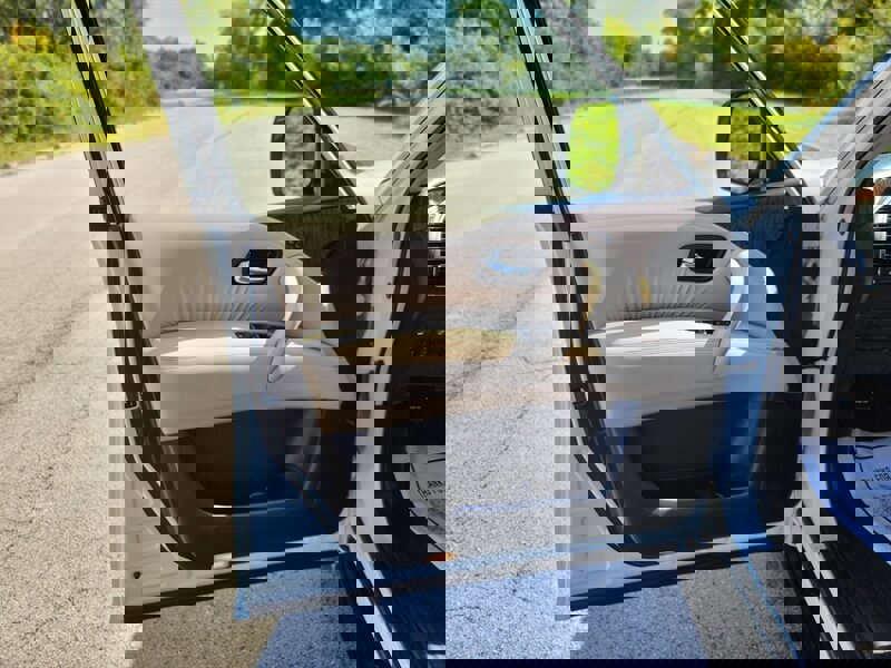 Used 2017 Nissan Armada Platinum image 15