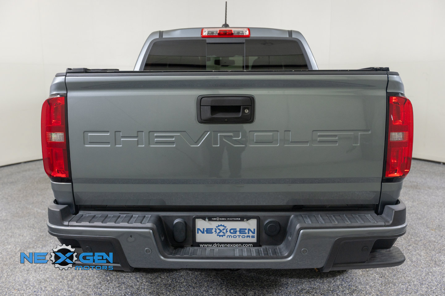 Used 2022 Chevrolet Colorado Z71 AWD/4WD image 35