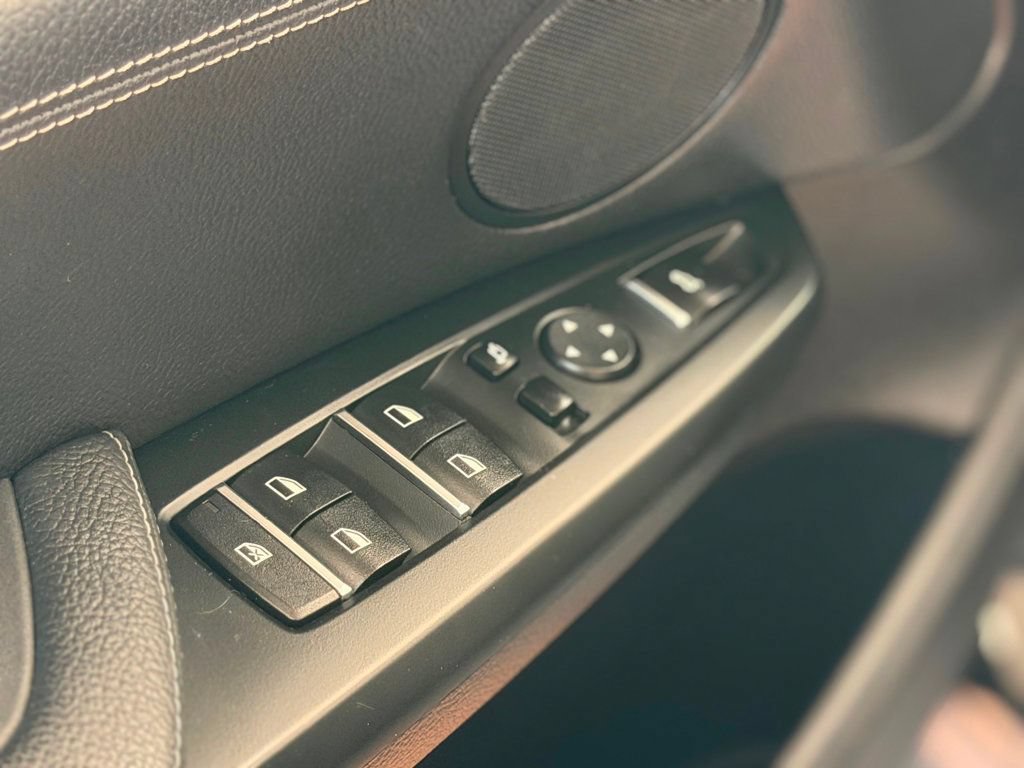 Used 2018 BMW X4 xDrive28i AWD/4WD image 13