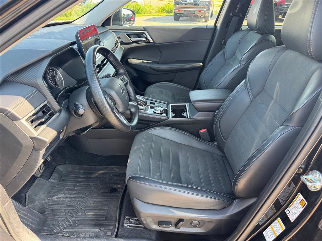 Used 2024 Mitsubishi Outlander SE AWD/4WD image 8