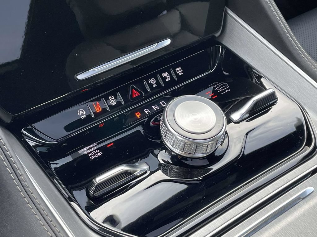 New 2026 Jeep Grand Wagoneer Limited AWD/4WD image 37