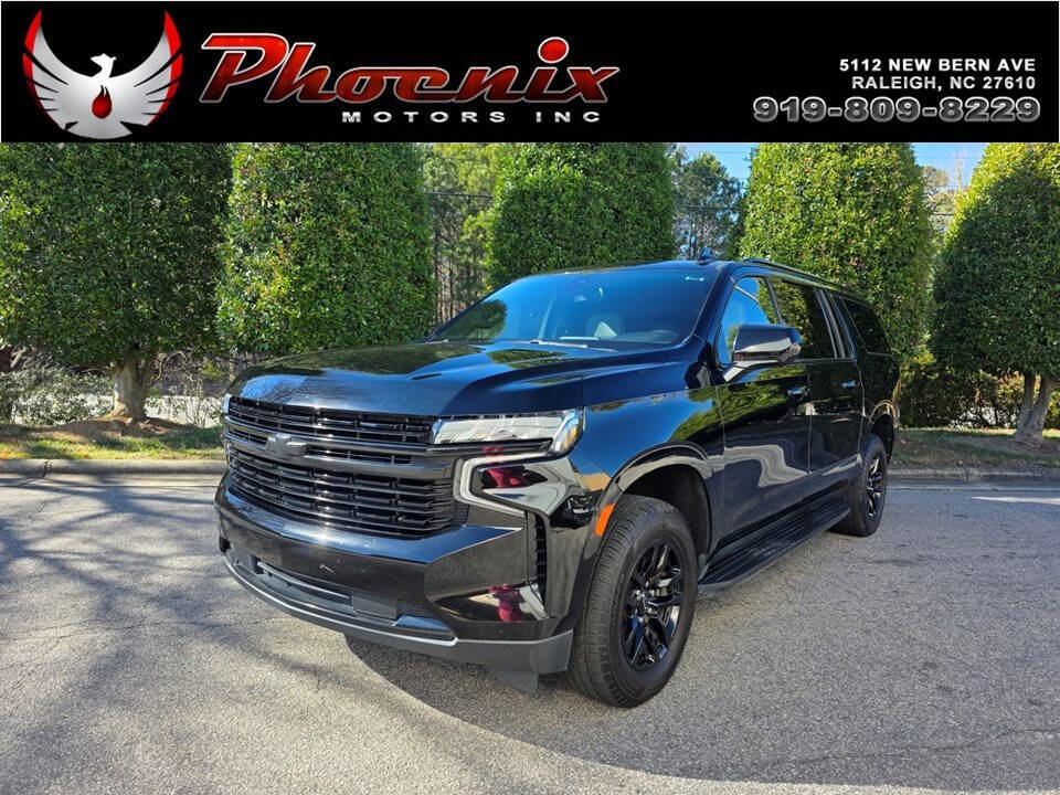 Used 2021 Chevrolet Suburban LT RWD image 1