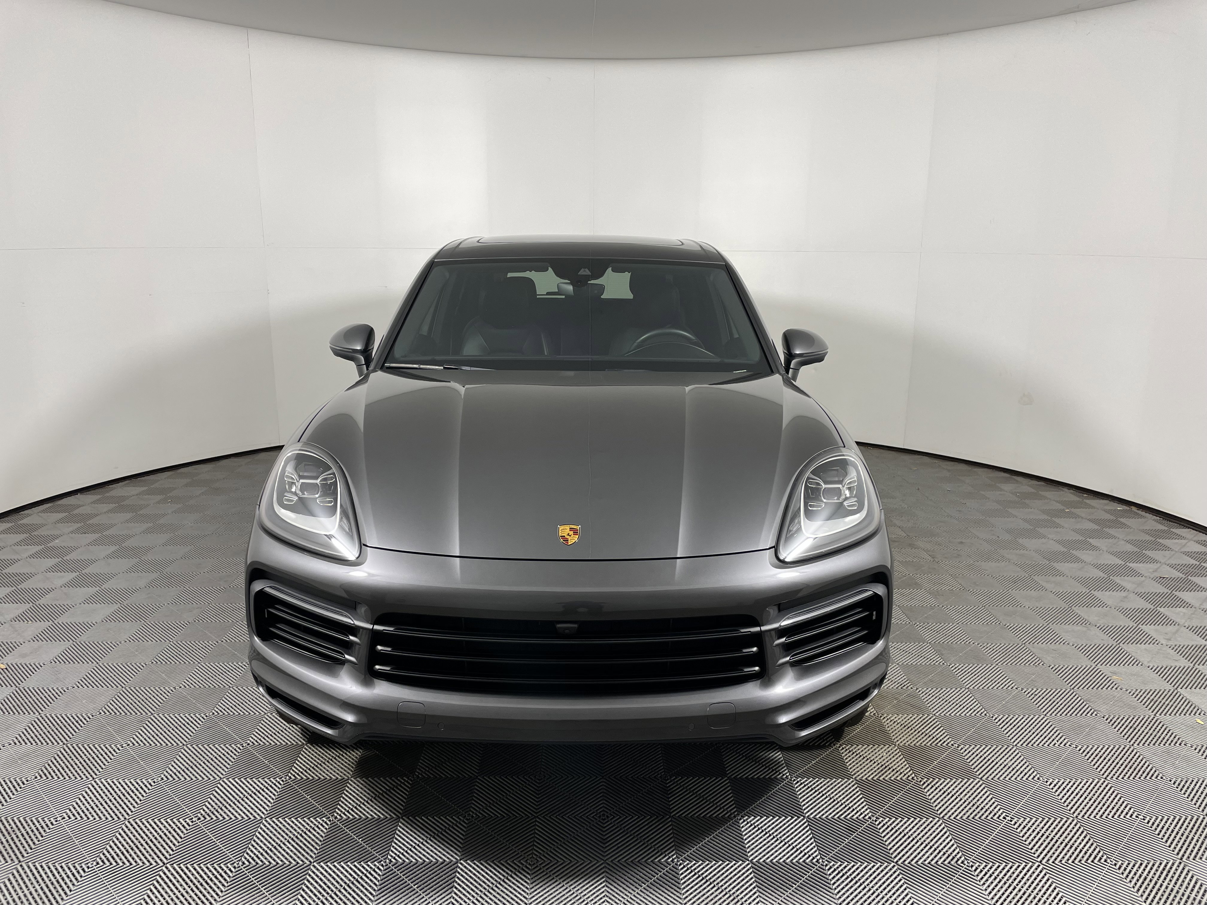 Used 2023 Porsche Cayenne image 10