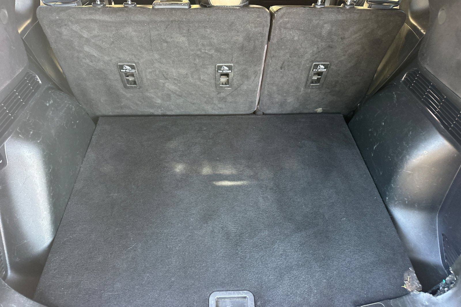 Used 2020 Ford Escape Titanium FWD image 14