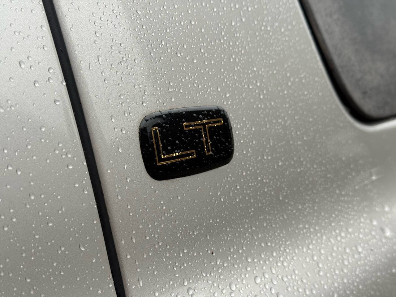 Used 2005 Chevrolet Avalanche 2500 w/ Preferred Equipment Group image 60