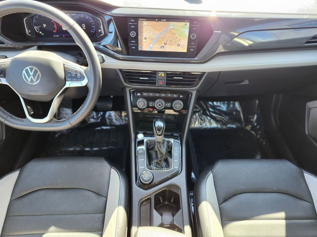Used 2022 Volkswagen Taos SEL image 12