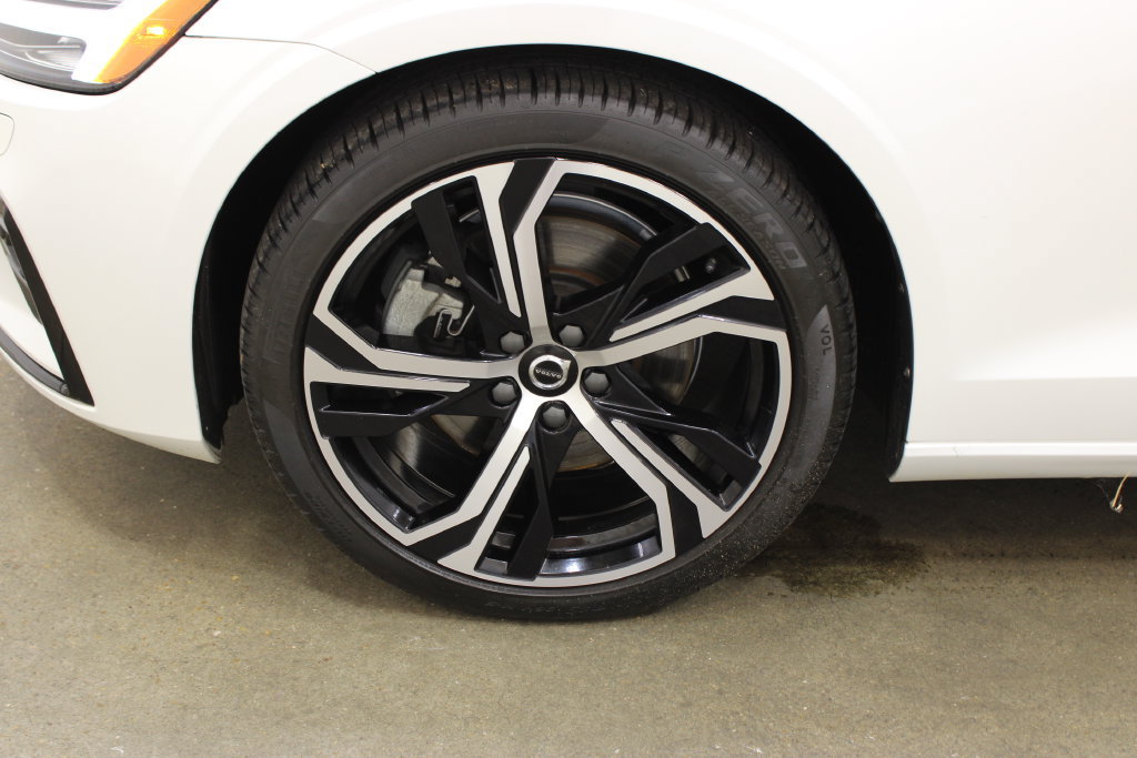 Used 2024 Volvo S60 B5 Core AWD/4WD image 31