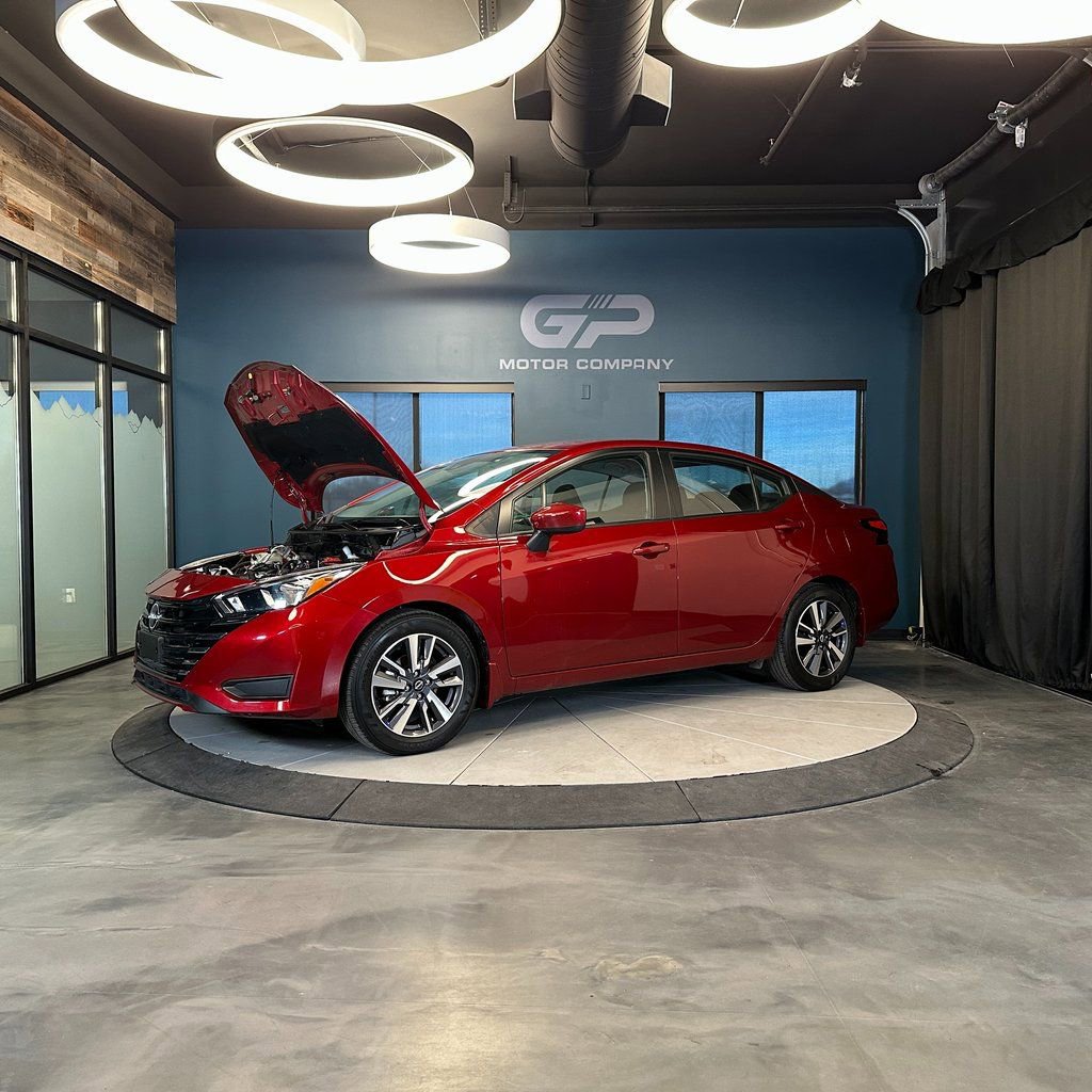 Used 2024 Nissan Versa SV w/ Trunk Package image 21