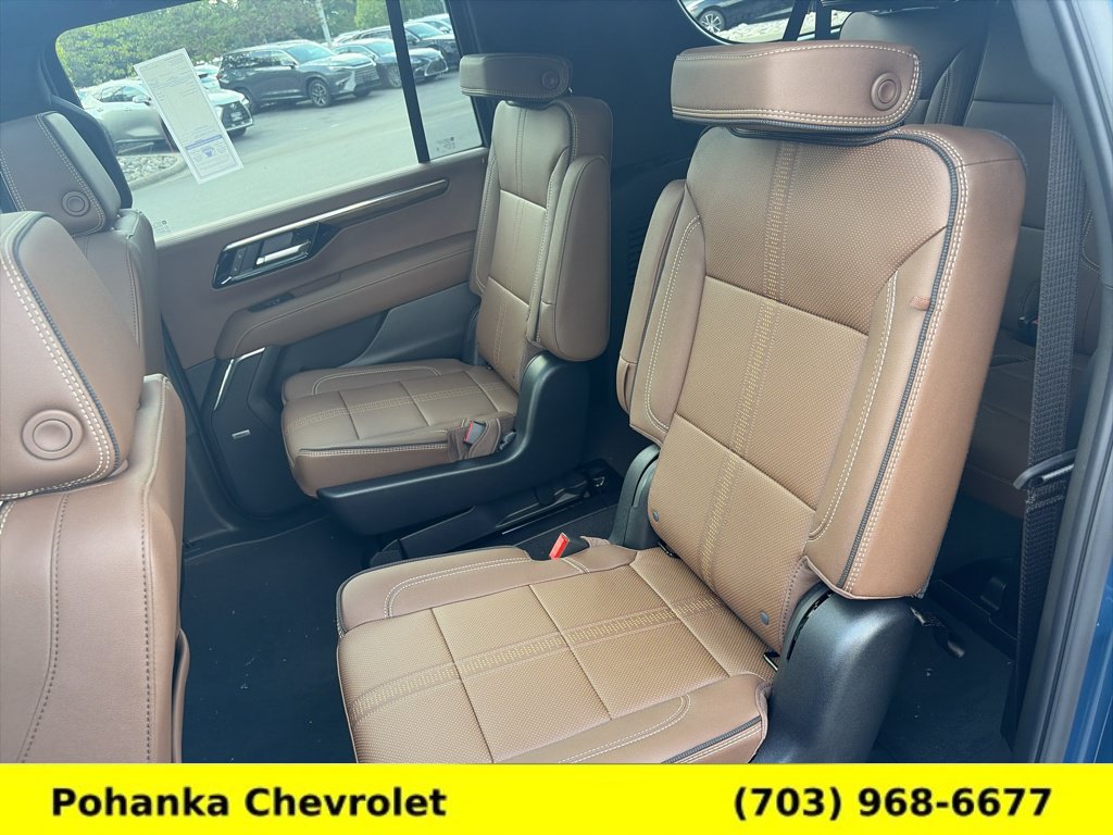 New 2026 Chevrolet Suburban High Country w/ Sun And Tow Package AWD/4WD image 25