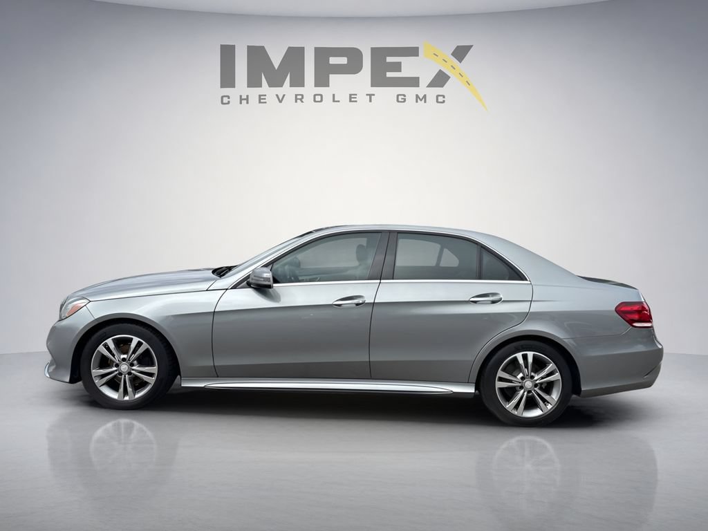 Used 2014 Mercedes-Benz E 250 BlueTEC Sedan image 2
