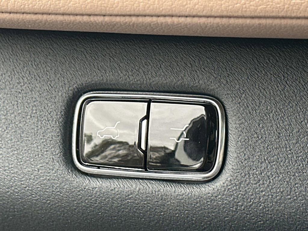 New 2026 Lincoln Navigator Black Label image 36