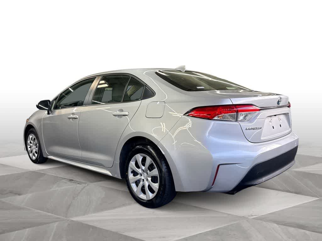 Used 2025 Toyota Corolla LE w/ Convenience Package FWD image 6