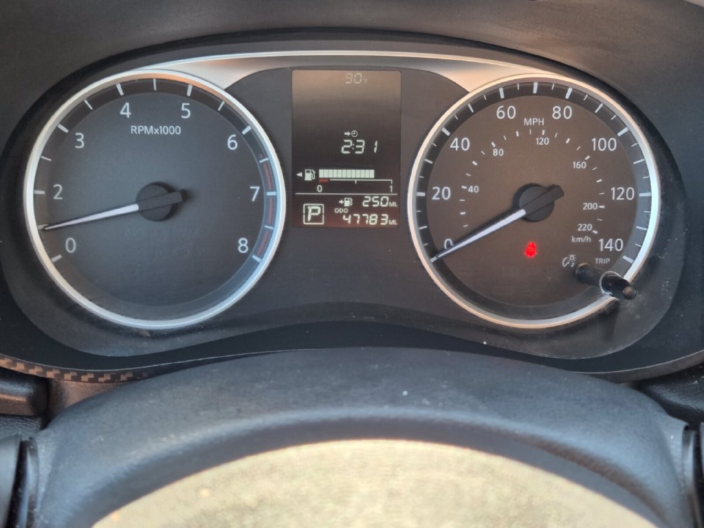 Used 2022 Nissan Versa S w/ Electronics Package FWD image 15