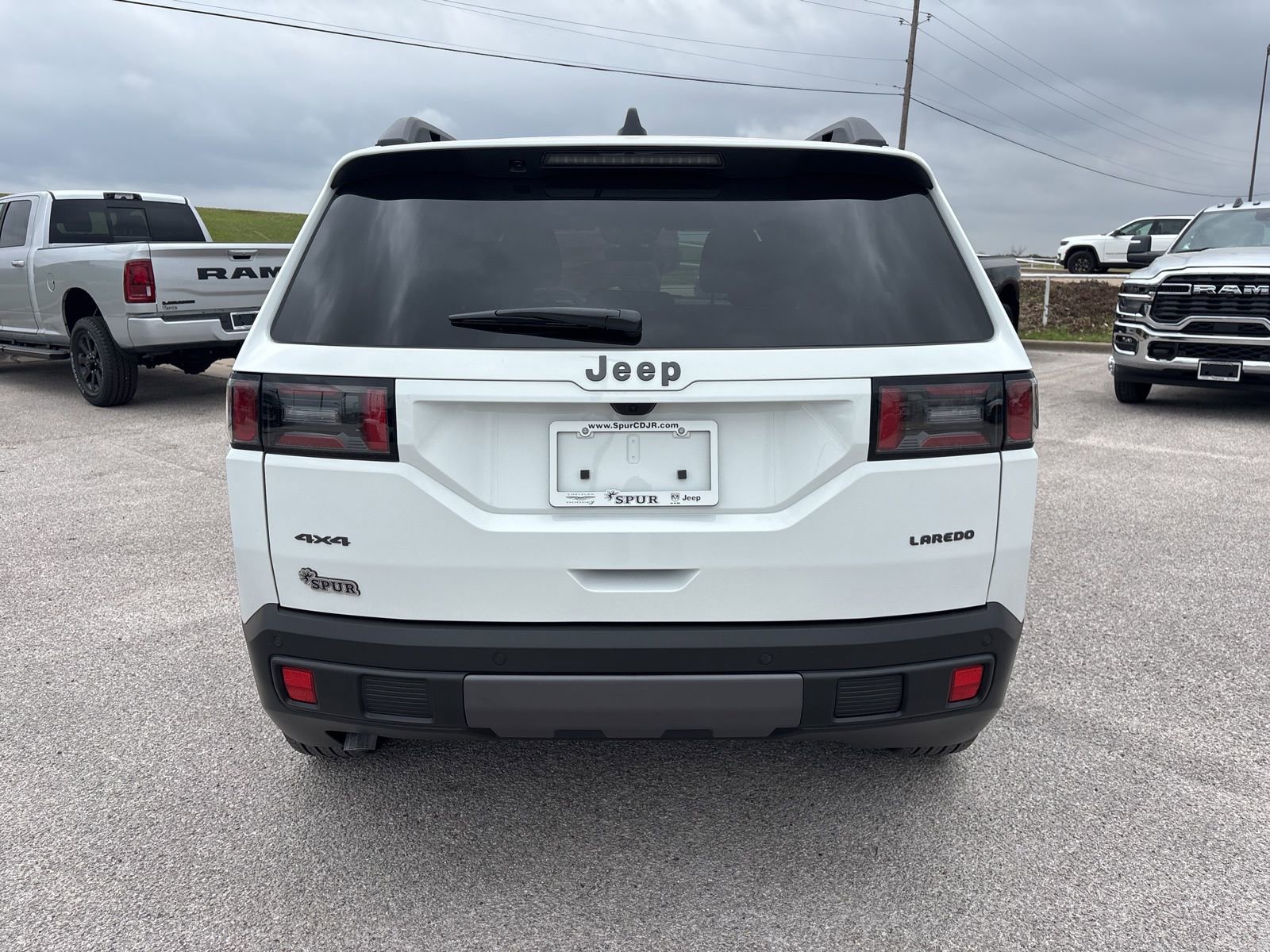 New 2026 Jeep Cherokee Laredo AWD/4WD image 5