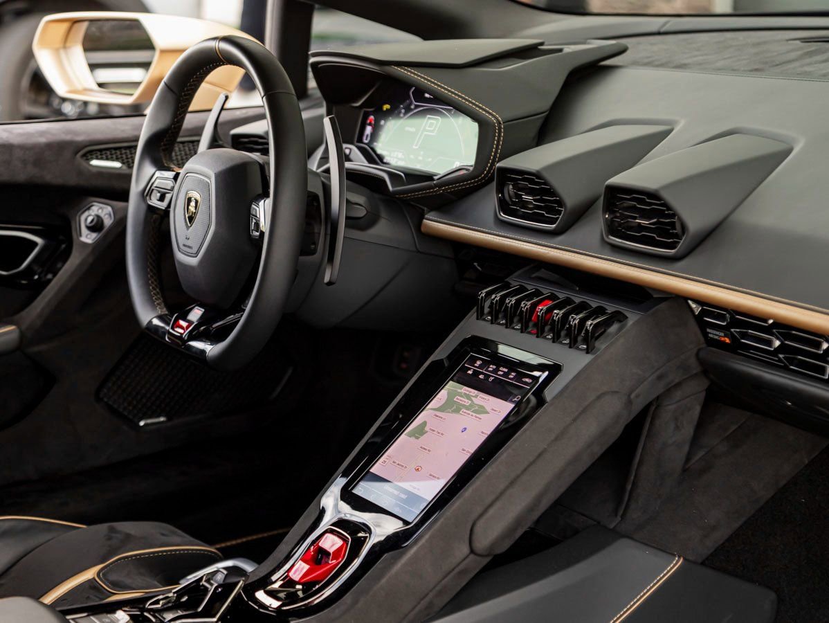 Used 2023 Lamborghini Huracan Tecnica image 26