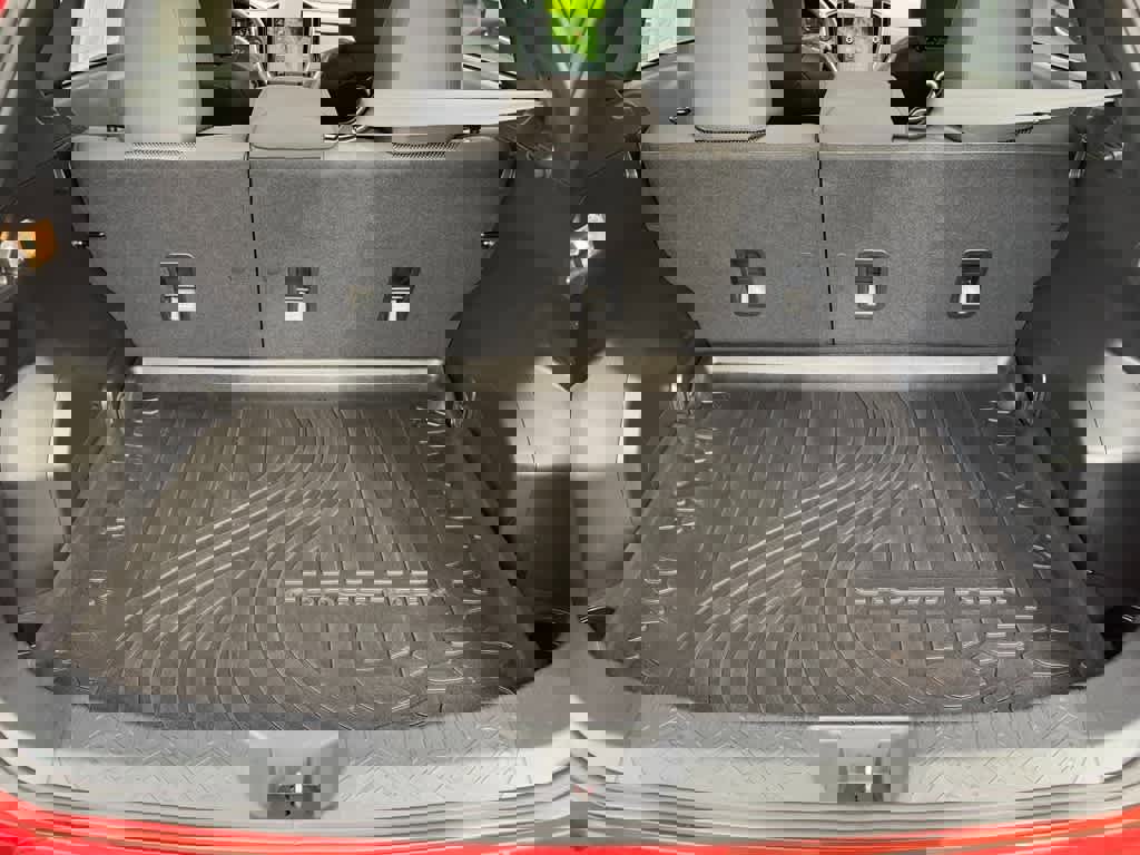 Used 2024 Subaru Crosstrek 2.0i Premium AWD/4WD image 5