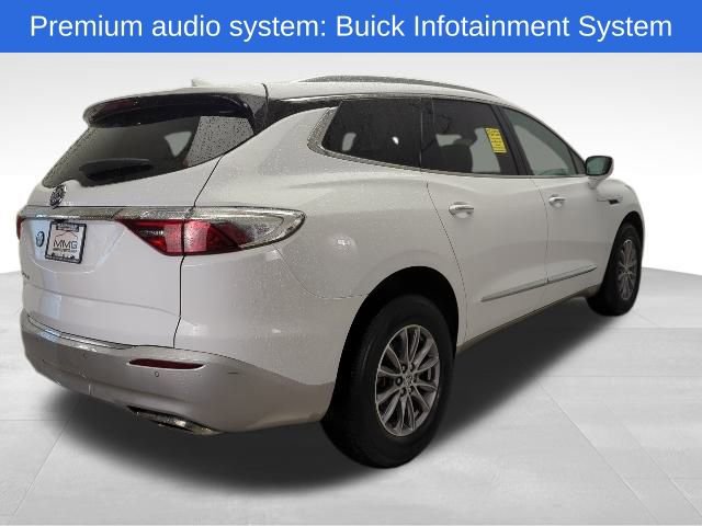 Used 2023 Buick Enclave Essence image 6