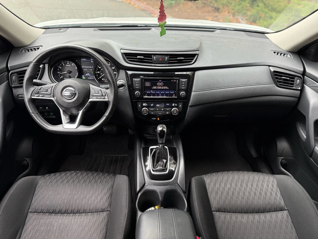 Used 2019 Nissan Rogue SV AWD/4WD image 7
