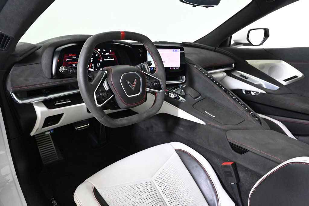 Used 2023 Chevrolet Corvette Stingray Premium Cpe image 10