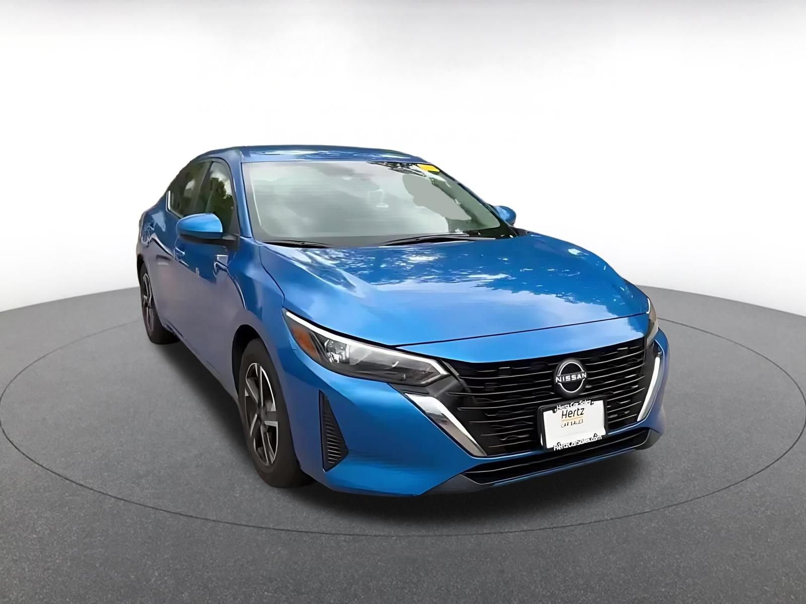 Used 2025 Nissan Sentra SV FWD image 3