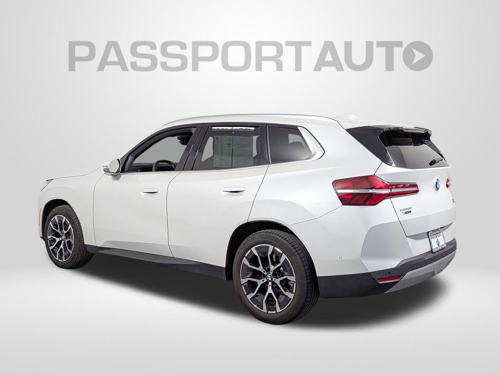 Used 2025 BMW X3 xDrive30i w/ Convenience Package image 3