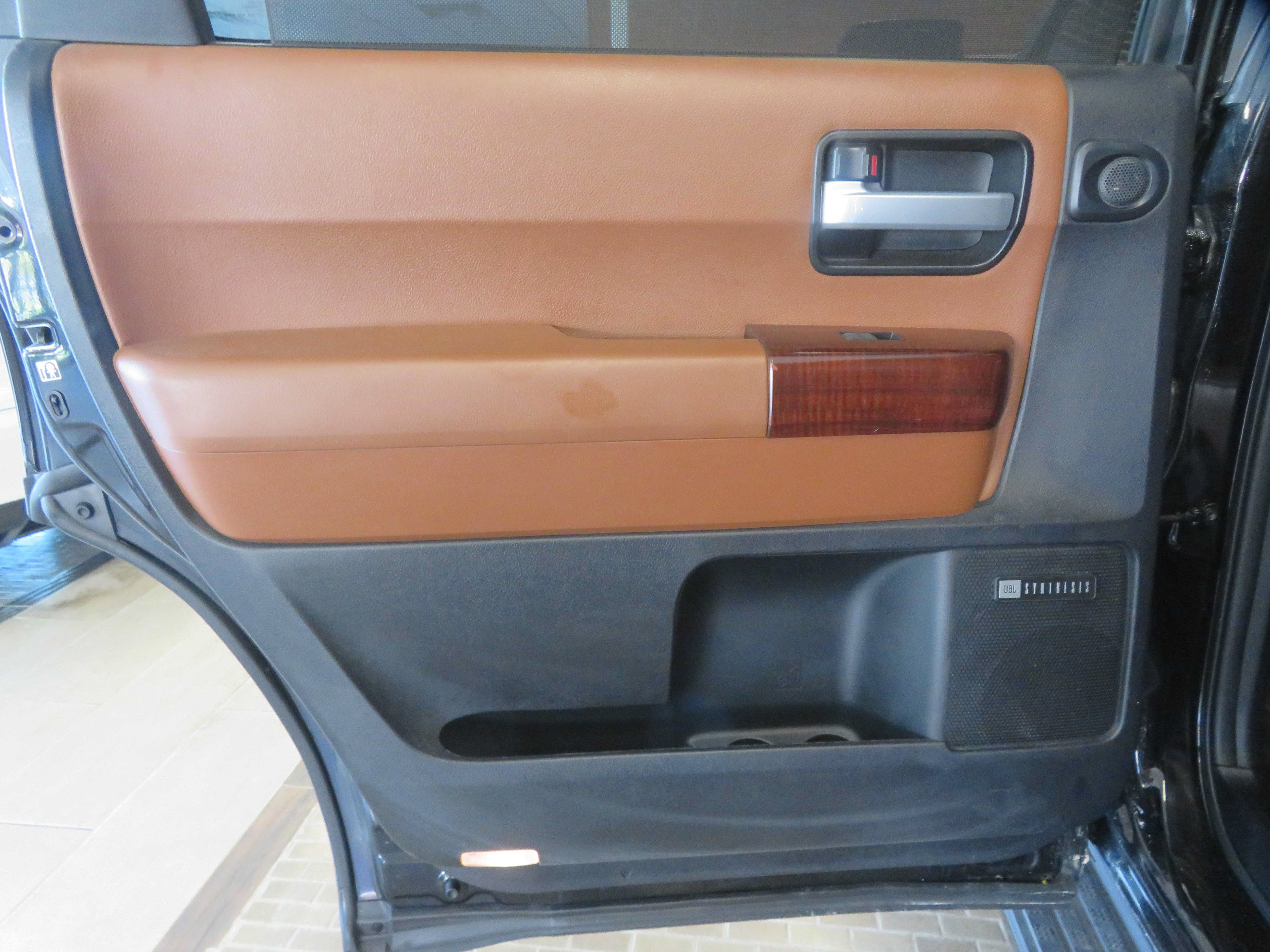 Used 2017 Toyota Sequoia Platinum RWD image 17