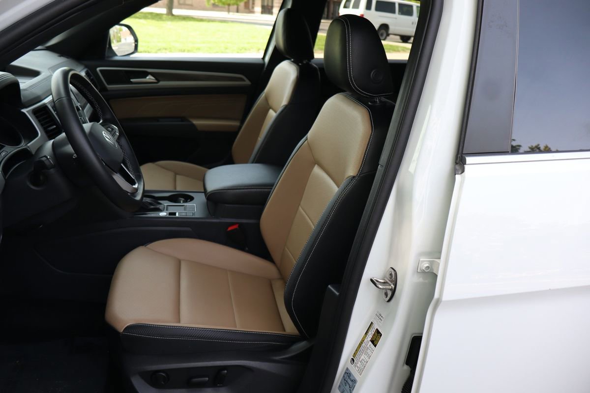 Used 2021 Volkswagen Atlas Cross Sport SE image 22