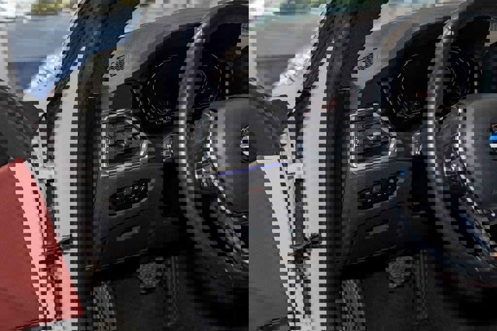 Used 2021 BMW 430i xDrive Coupe w/ Premium Package image 14