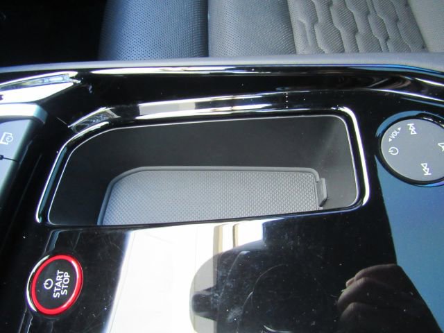 Used 2024 Audi e-tron GT Premium Plus w/ Executive Package image 45