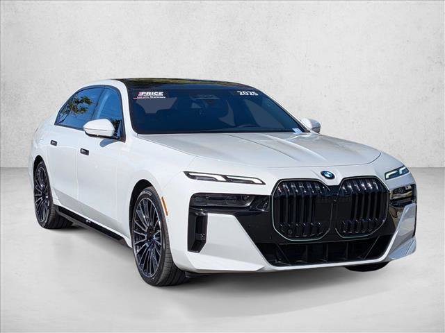 Used 2025 BMW 740i RWD image 3