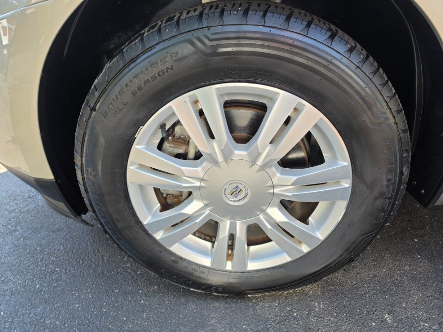 Used 2014 Cadillac SRX Luxury w/ Driver Awareness Package FWD image 10
