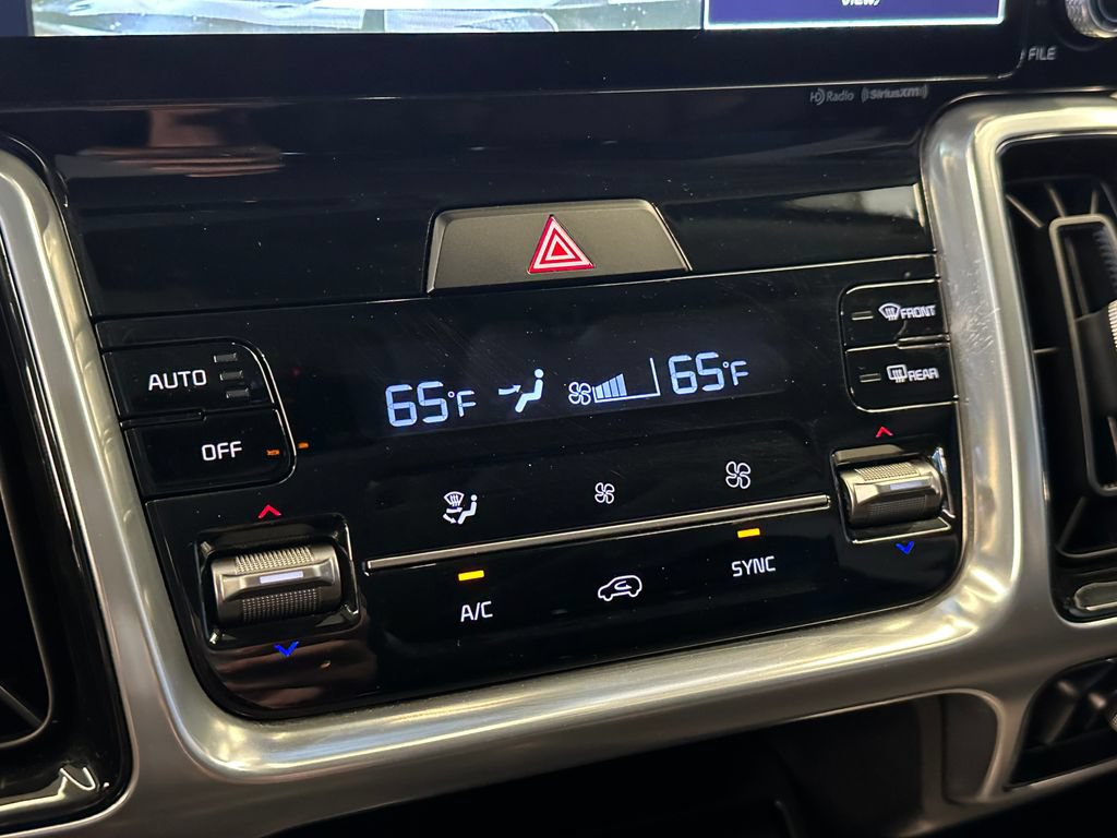 Used 2023 Kia Sorento SX AWD/4WD image 15