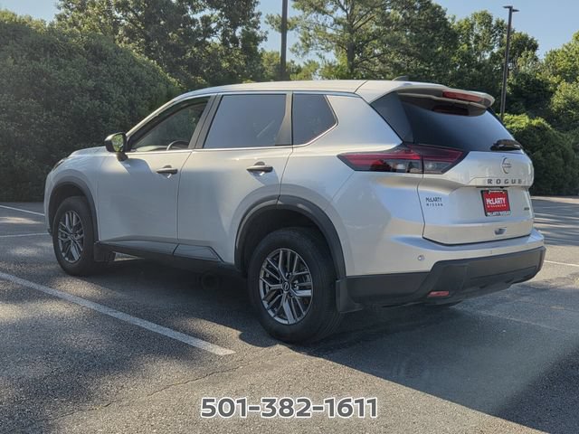Used 2024 Nissan Rogue S AWD/4WD image 3