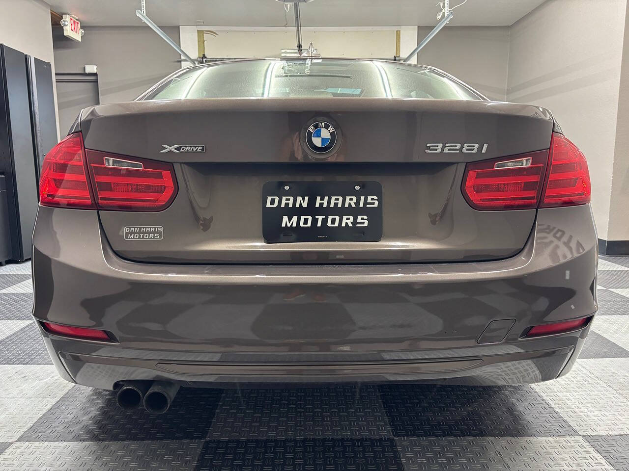 Used 2013 BMW 328i xDrive Sedan AWD/4WD image 9