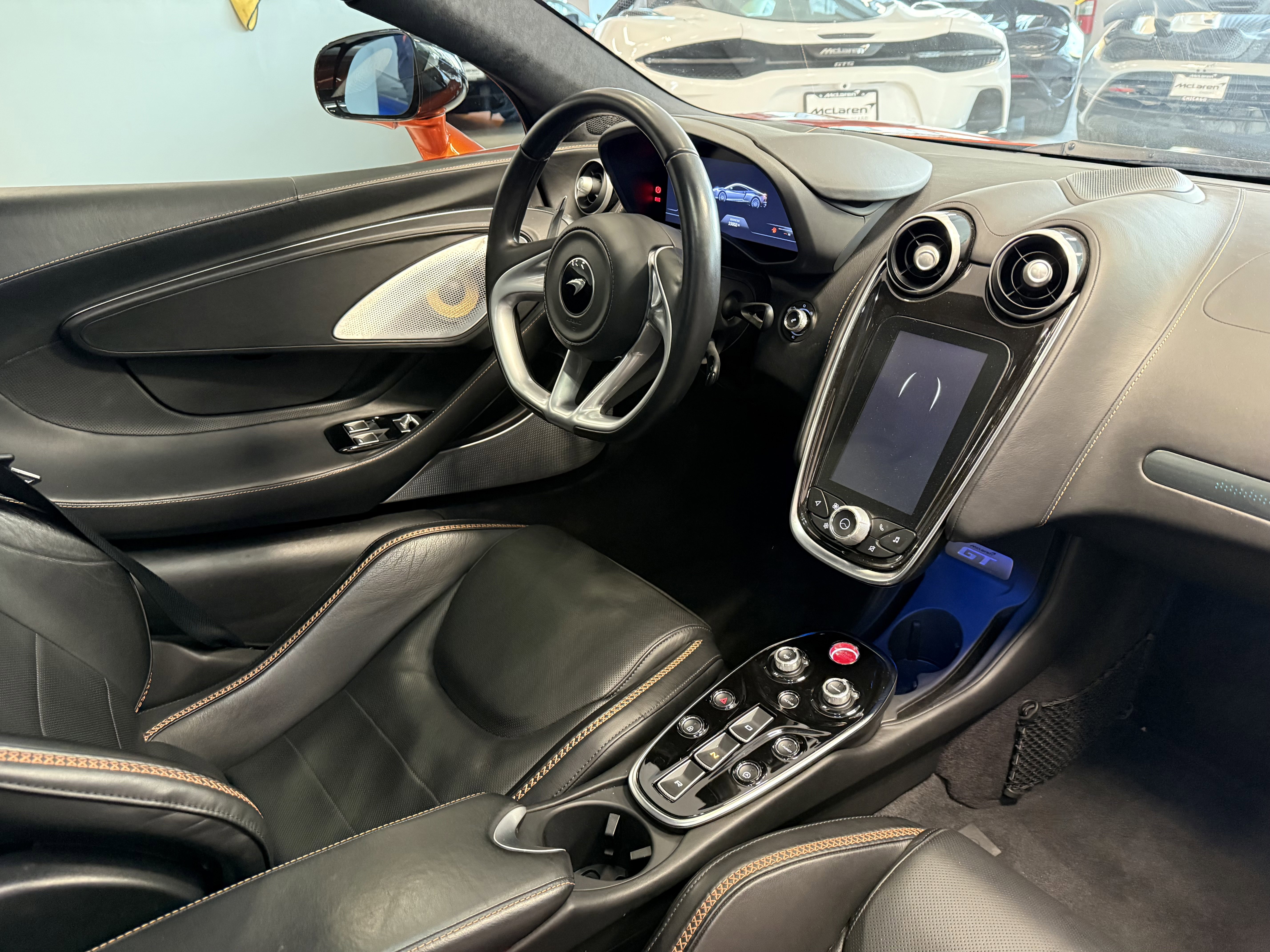 Used 2023 McLaren GT image 17