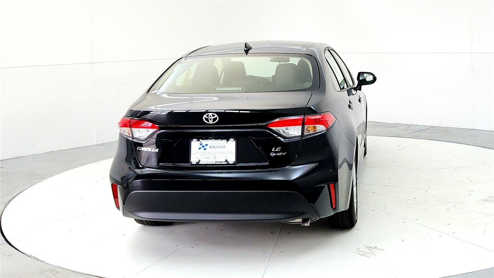 New 2026 Toyota Corolla LE FWD image 5