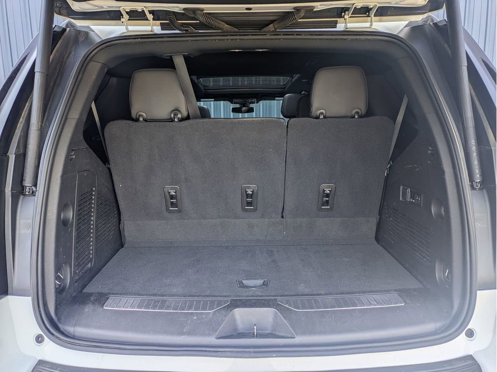 Used 2021 Chevrolet Tahoe Z71 w/ Z71 Signature Package image 8