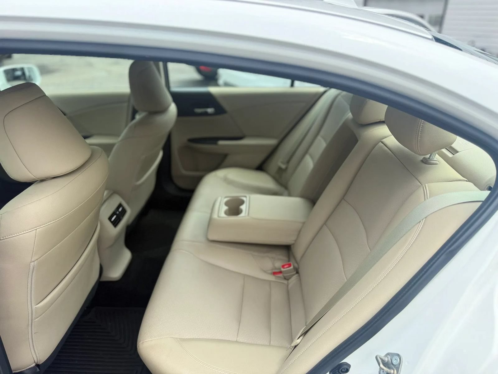 Used 2017 Honda Accord EX-L image 20