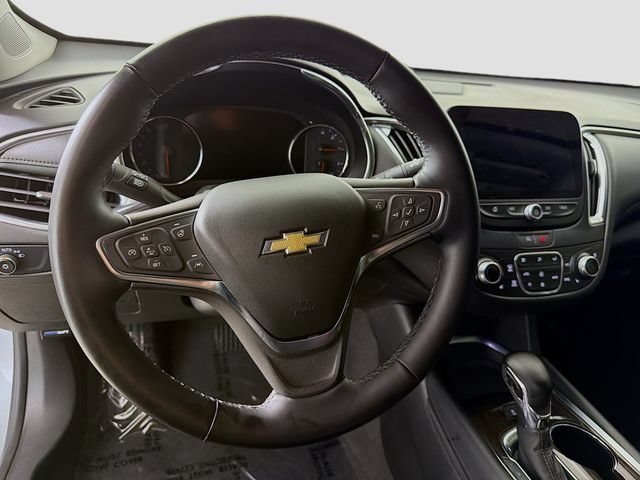 Used 2024 Chevrolet Malibu LT FWD image 9
