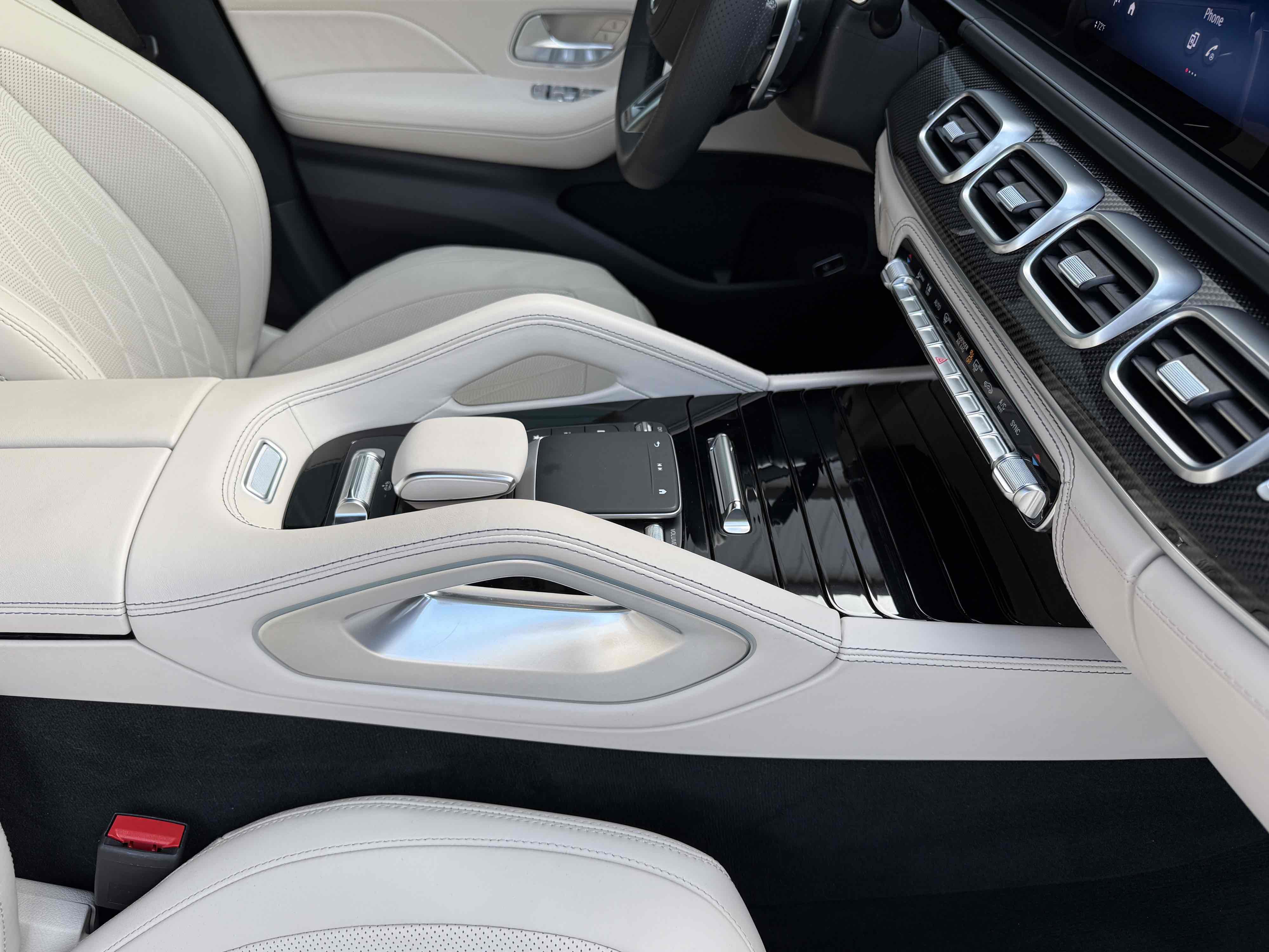 Used 2024 Mercedes-Benz GLS 63 AMG 4MATIC image 37